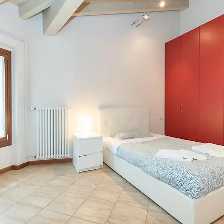 Trilocale Rua Sovera 85 - F&L Aparment Brescia Exterior photo