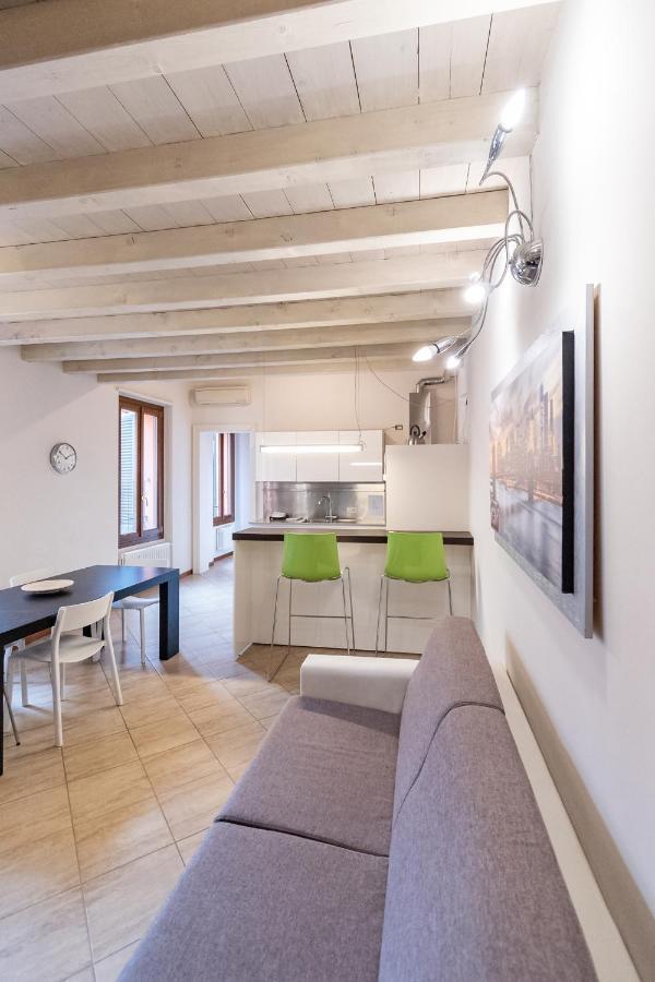 Trilocale Rua Sovera 85 - F&l Aparment * Brescia