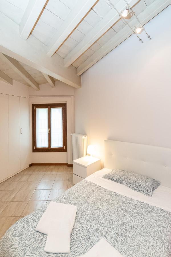 Trilocale Rua Sovera 85 - F&l Aparment Brescia